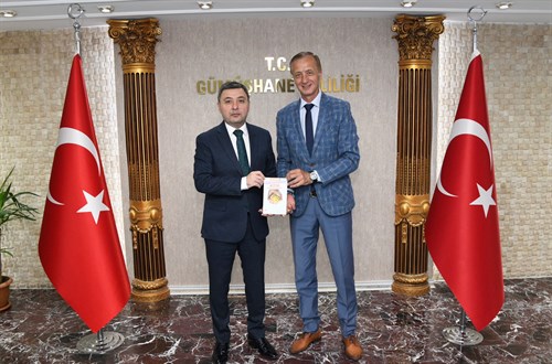 Valimiz Kişisel Gelişim Uzmanı ve Yazar Hakan Kömürcüoğlu'nu Misafir Etti