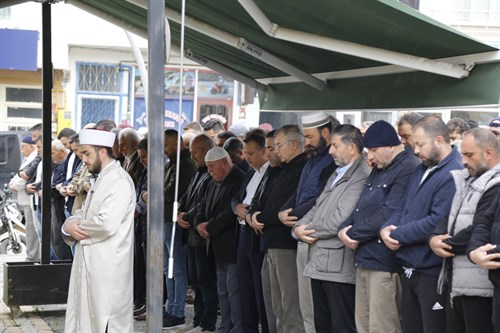 Valimiz Mustafa Yazıcı'nın Cenaze Namazına Katıldı
